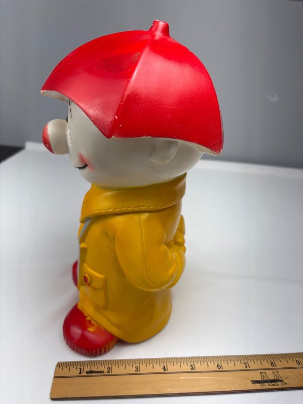 1971 Play Pal Plastics "For A Rainy Day" Clown Coin Bank 12" Red/Yellow Collecti - Picture 8 of 14